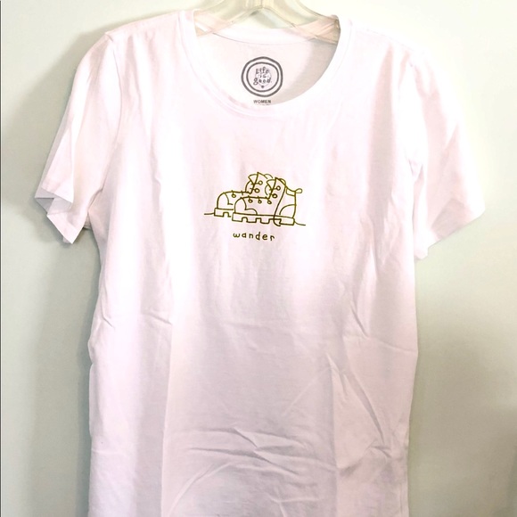 Life Is Good Tops - Life Is Good “Wander” graphic tee shirt Life Is Good Tops - Life Is Good “Wander” graphic tee shirt